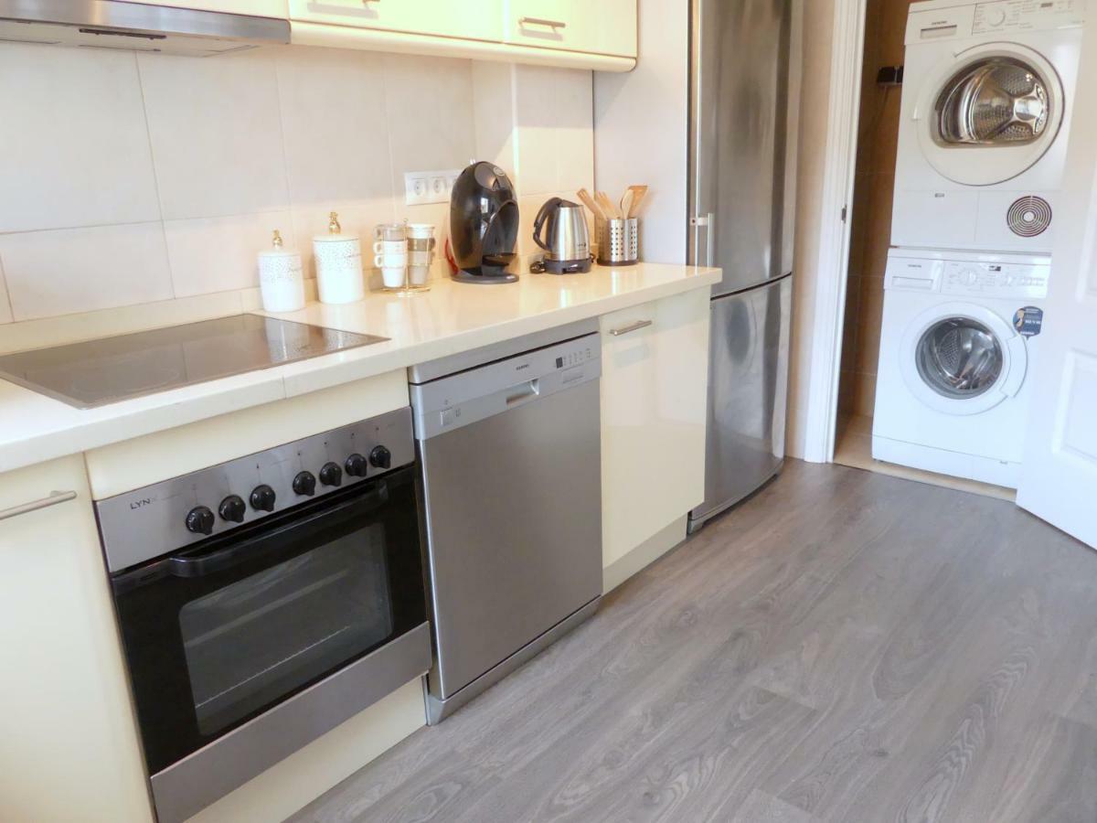 Duplex La Carihuela 1ª Linea De Playa Apartamento Costa Del Sol ตอร์เรโมลิโนส ภายนอก รูปภาพ