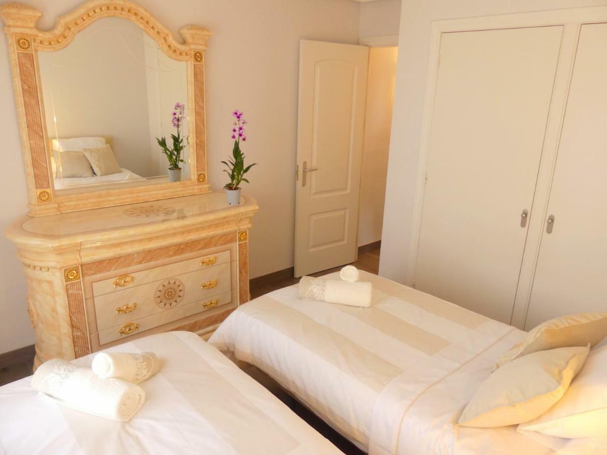 Duplex La Carihuela 1ª Linea De Playa Apartamento Costa Del Sol ตอร์เรโมลิโนส ภายนอก รูปภาพ