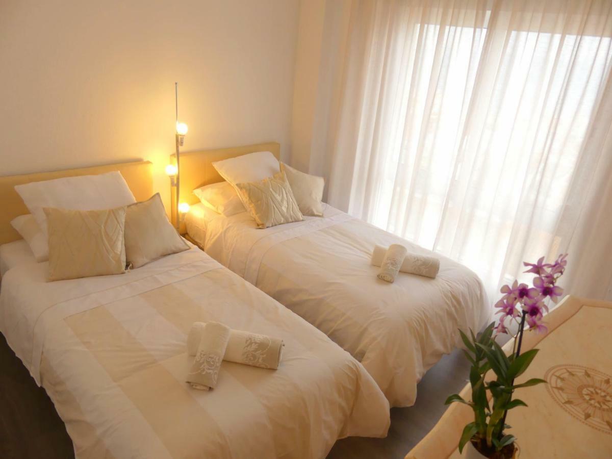 Duplex La Carihuela 1ª Linea De Playa Apartamento Costa Del Sol ตอร์เรโมลิโนส ภายนอก รูปภาพ